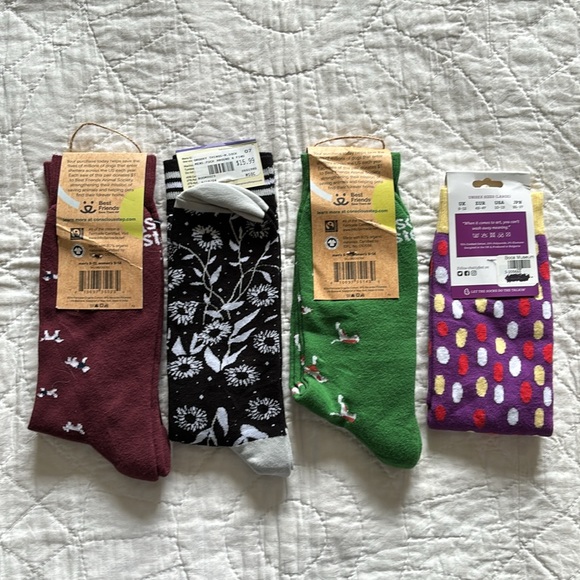 NWT Novelty Socks - Picture 6 of 6